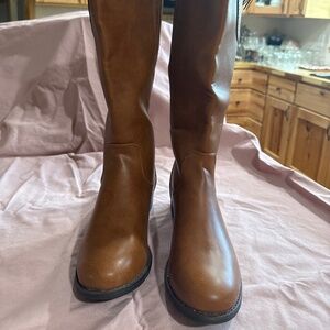 Camel brown dress boots NWOB